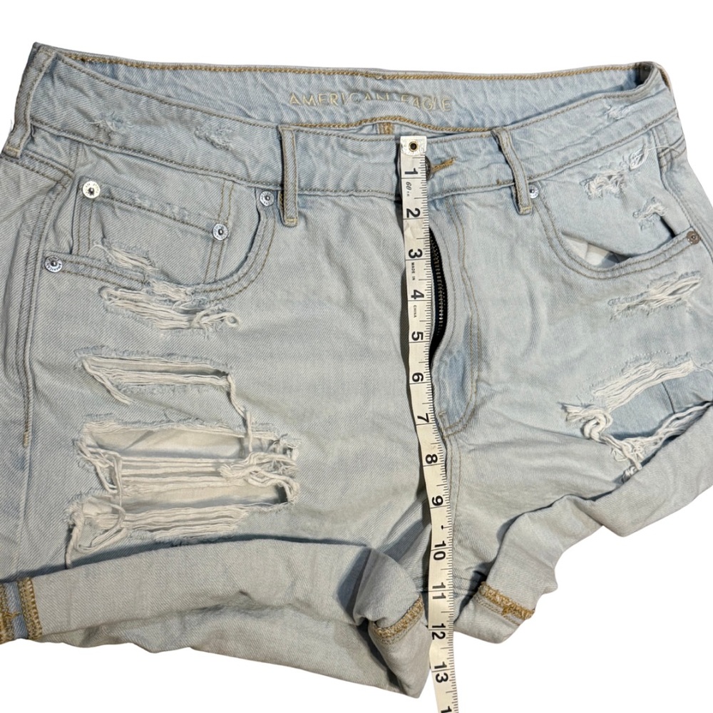 American Eagle Distressed Cut Off Denim Shorts Women’s 14 Light Wash casual